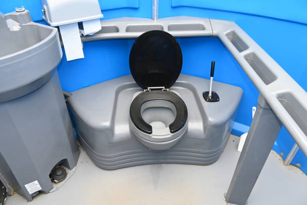 Best Porta potty delivery and setup  in Cashton, WI